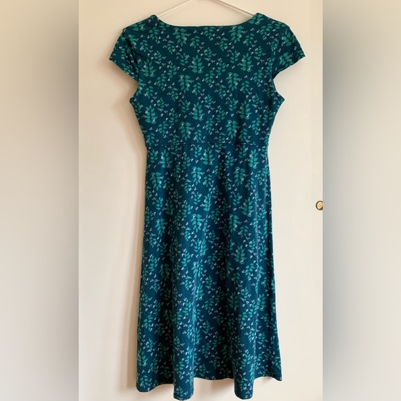 Toad&co ruched V-neck midi dress - Picture 2 of 5